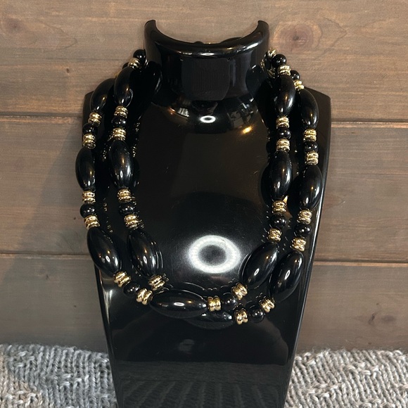 Bundle Of 3 Black Beaded Necklaces - Picture 2 of 10